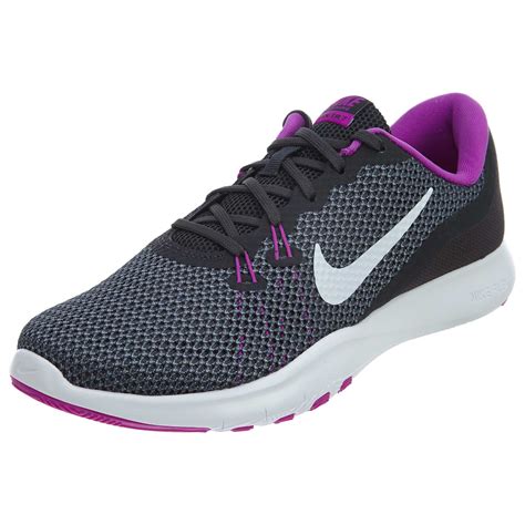 female sneakers nike